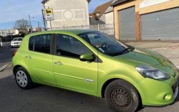 Renault clio iii Houilles