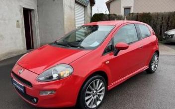 Fiat punto Saint-Nabord