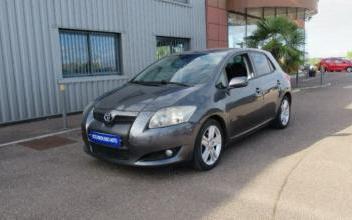 Toyota Auris Saint-Parres-aux-Tertres