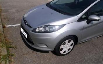 Ford fiesta Saint-Laurent-de-Gosse