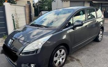 Peugeot 5008 Houilles