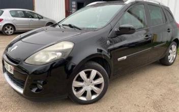 Renault clio Saint-Denis-en-Val