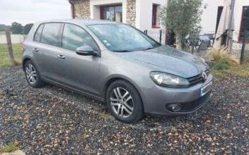 Volkswagen golf Les-Lucs-sur-Boulogne