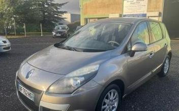 Renault scenic Villeneuve-la-Guyard