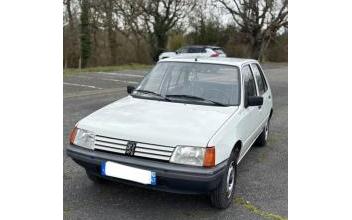 Peugeot 205 Nérac