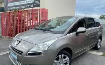 Peugeot 5008 Houilles