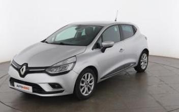 Renault clio Issy-les-Moulineaux