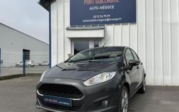 Ford fiesta Dives-sur-Mer