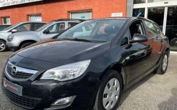 Opel astra Montauban