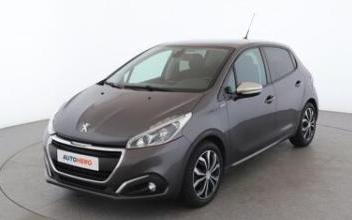 Peugeot 208 Issy-les-Moulineaux