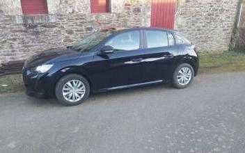 Peugeot 208 Pleyben