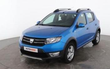 Dacia sandero Issy-les-Moulineaux