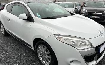 RENAULT Megane III Saint-Denis-en-Val