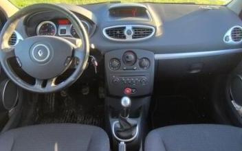 Renault clio iii Durfort-et-Saint-Martin-de-Sossenac