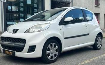 Peugeot 107 Jouars-Pontchartrain