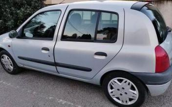 Renault clio ii Saint-Paul