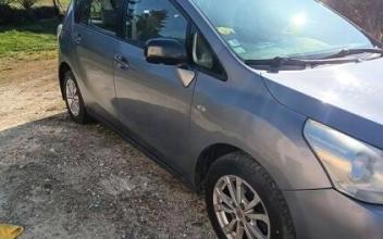 Toyota verso Talus-Saint-Prix