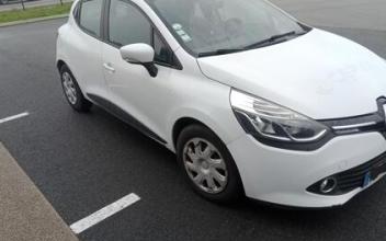 Renault clio iv Plougoumelen