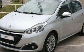 Peugeot 208 Vestric-et-Candiac