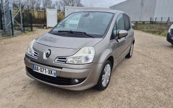 RENAULT Modus Saran