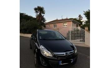 Opel corsa Villeurbanne