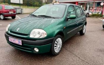 Renault clio Vernon