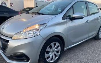 Peugeot 208 Entraigues-sur-la-Sorgue