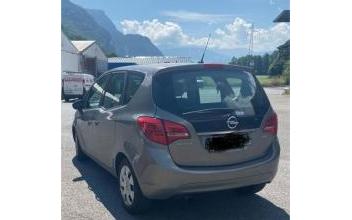 Opel meriva Taninges