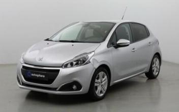 Peugeot 208 Saint-Cyr-sur-Loire