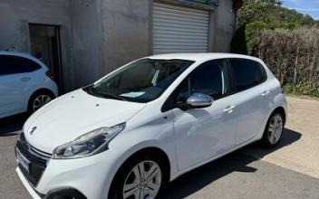 Peugeot 208 Saint-Nabord