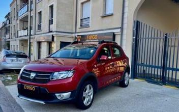 Dacia sandero Saint-Cyr-l'Ecole