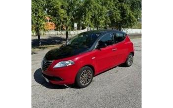 Lancia ypsilon Saint-Etienne