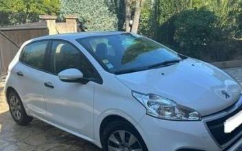 Peugeot 208 Grasse