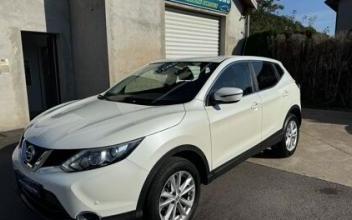 Nissan qashqai Saint-Nabord