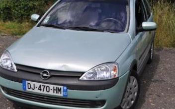 Opel corsa Le-Puy-en-Velay