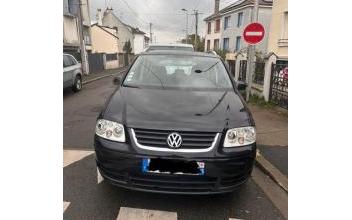 Volkswagen touran Saint-Denis