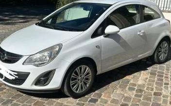 Opel corsa Fréjus