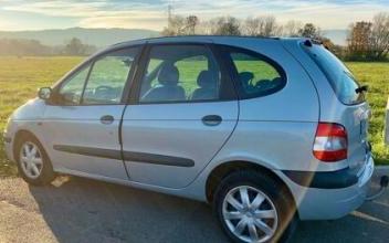 Renault scenic La-Roche-sur-Foron