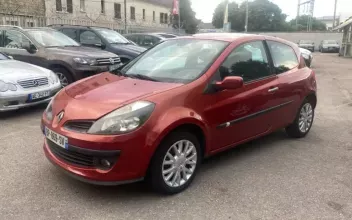 Renault Clio Les-Mureaux