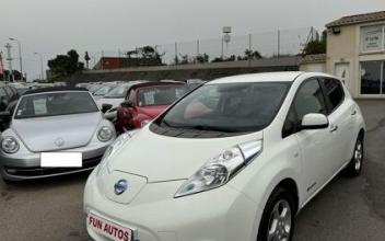 Nissan leaf Orange