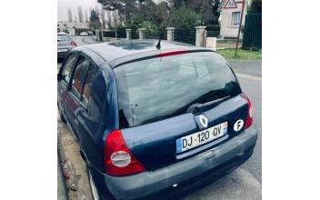 Renault clio ii Estrées-Saint-Denis