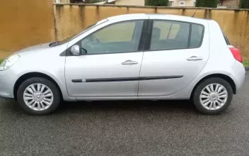 Renault Clio Saint-Bonnet-de-Mure