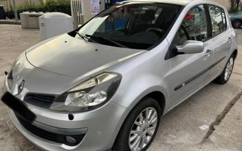 RENAULT Clio Houilles