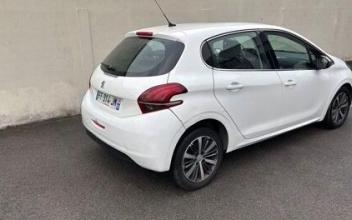 Peugeot 208 Montreuil