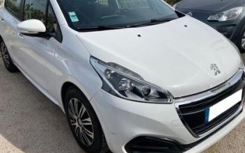 Peugeot 208 Avignon