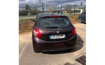 Peugeot 208 Villeurbanne