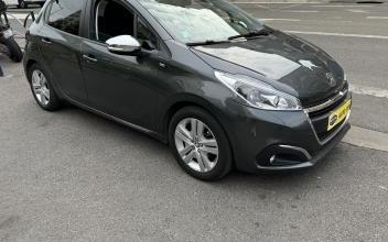 Peugeot 208 Pantin