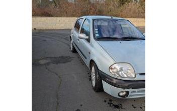 Renault clio ii Nîmes