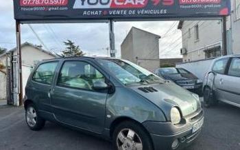 Renault twingo ii 75cv / 4 places /paiement en 3/4/10 fois