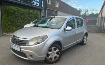 Dacia Sandero Loire-sur-Rhône